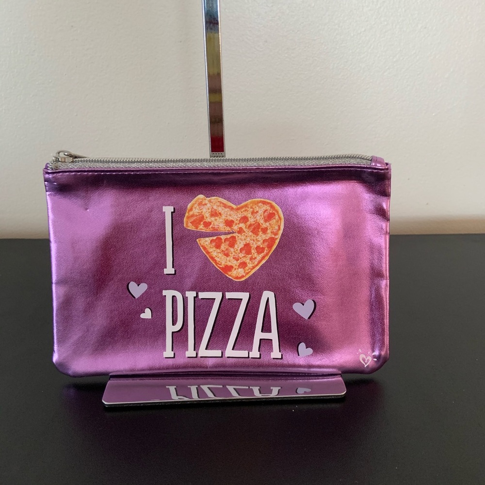 5 "I Heart Pizza" Bags!